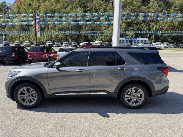New 2025 Ford Explorer Active w/ Active Comfort Package image 4