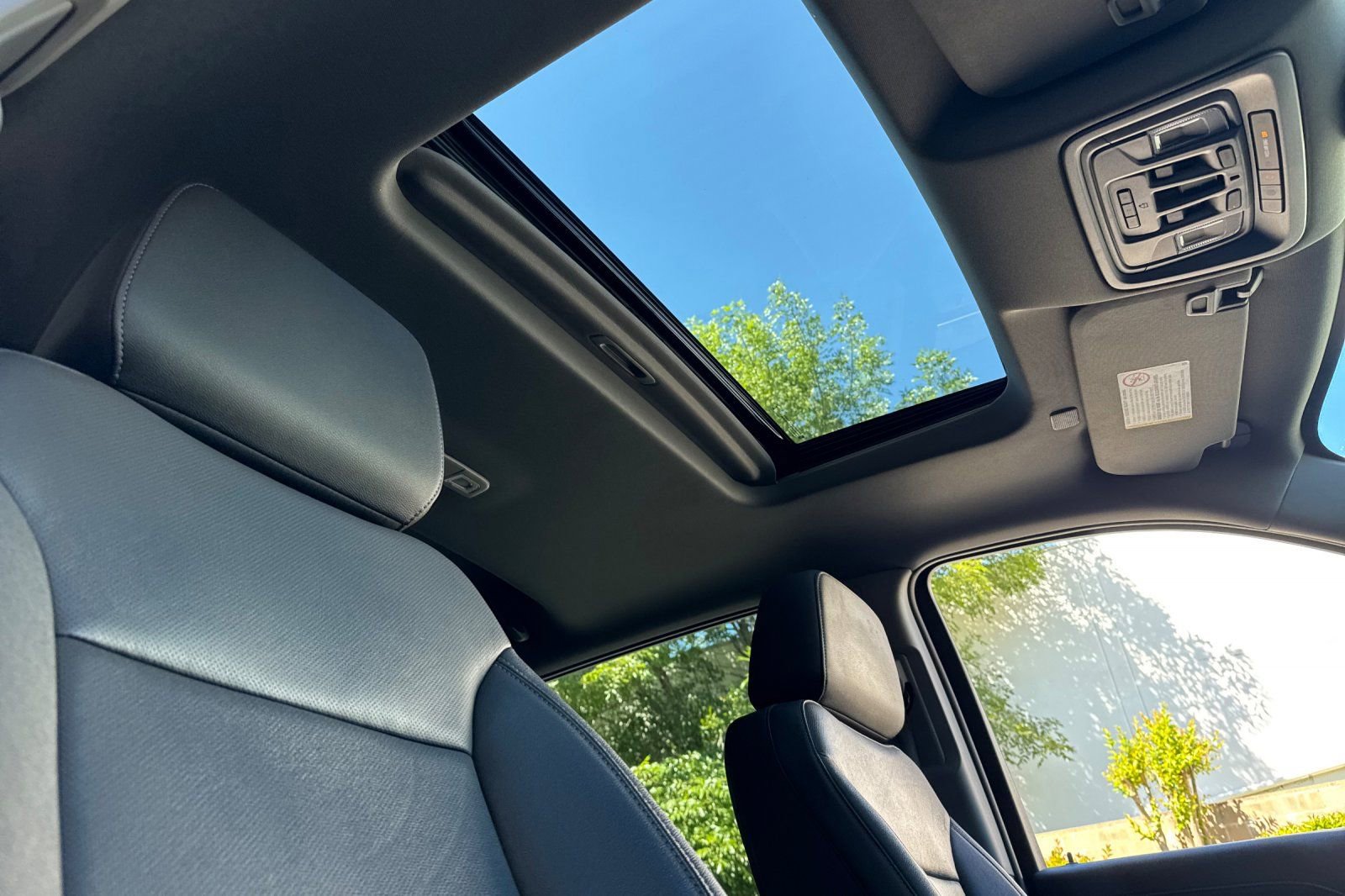 Used 2023 Chevrolet Silverado 2500 LTZ w/ LTZ Premium Package image 20