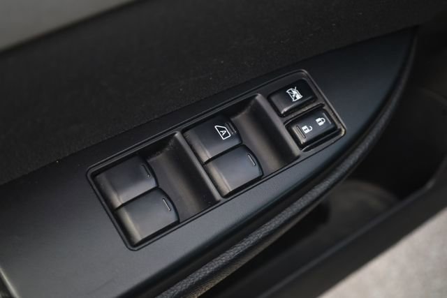 Used 2011 Subaru Outback 2.5i image 14
