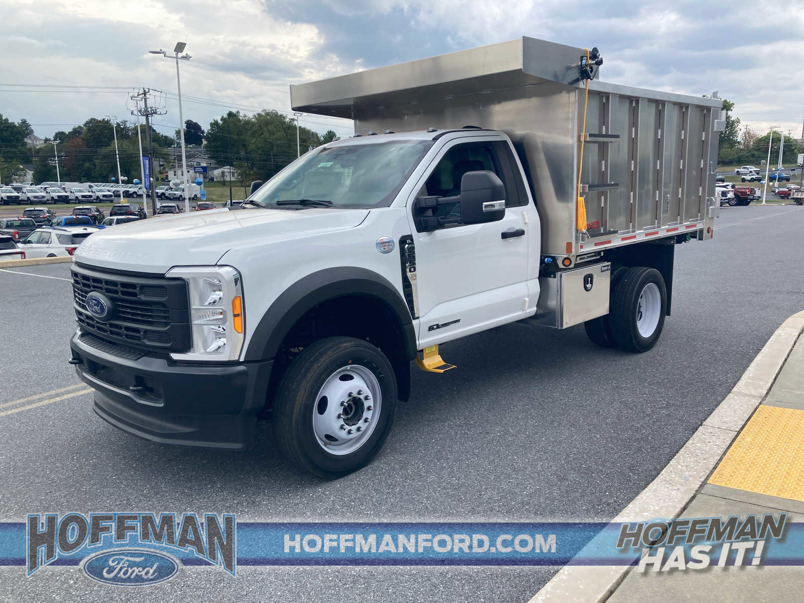 New 2023 Ford F550 4x4 Regular Cab Super Duty image 7