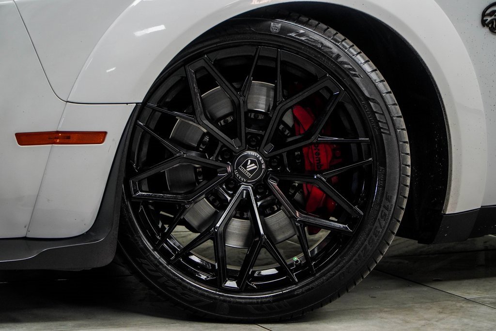 Used 2019 Dodge Challenger SRT Hellcat Redeye image 3