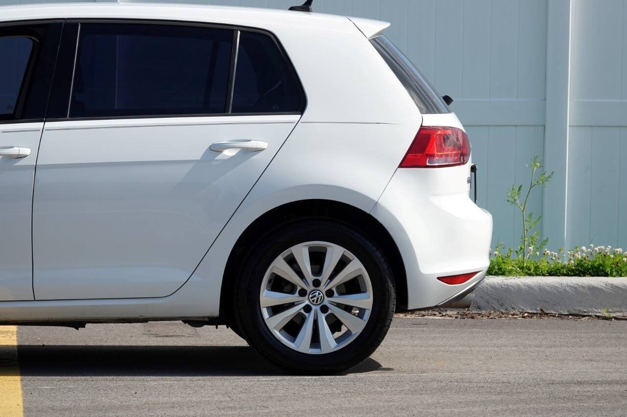 Used 2015 Volkswagen Golf TDI S FWD image 10