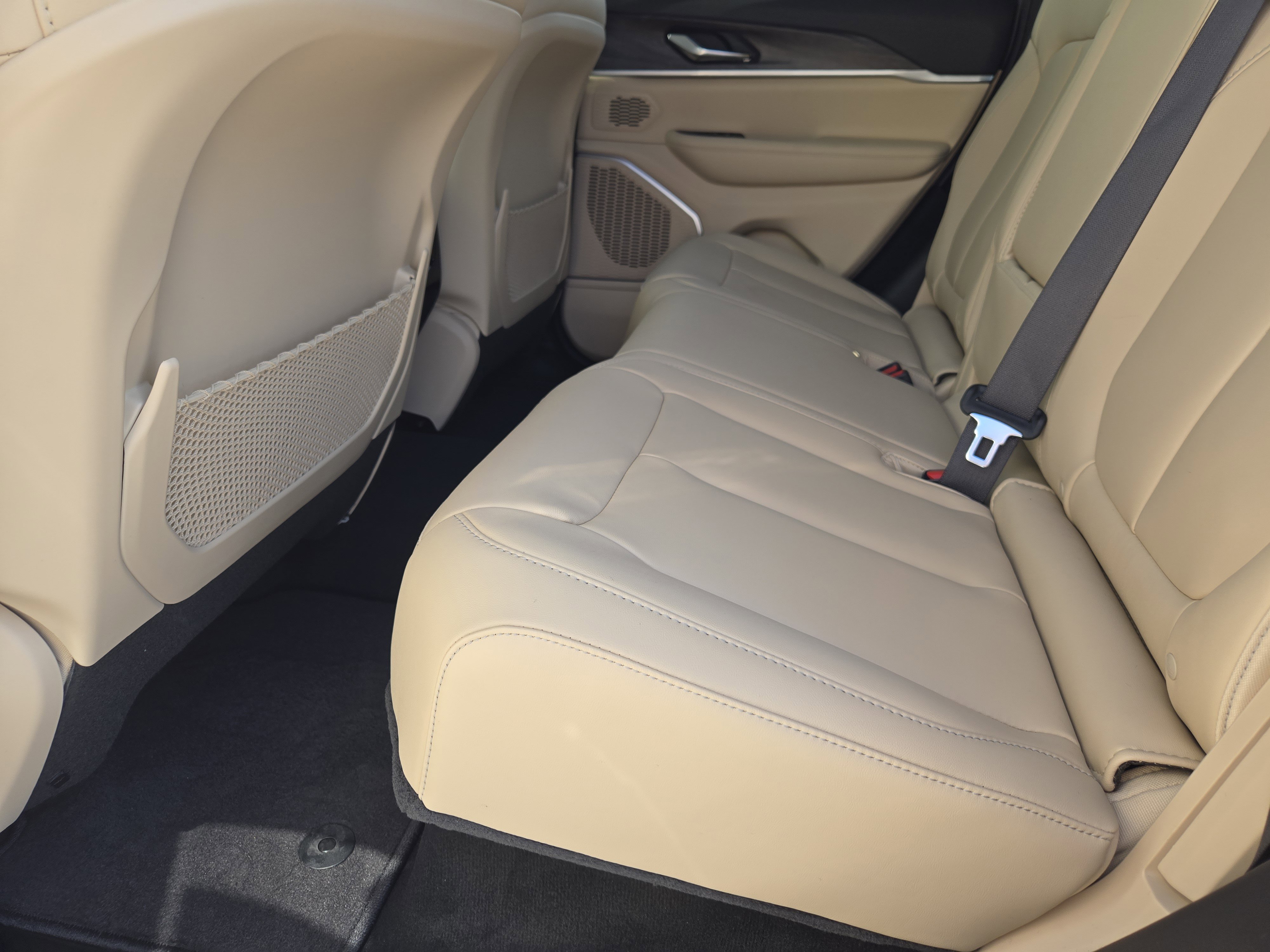 New 2026 Jeep Grand Cherokee Limited image 22