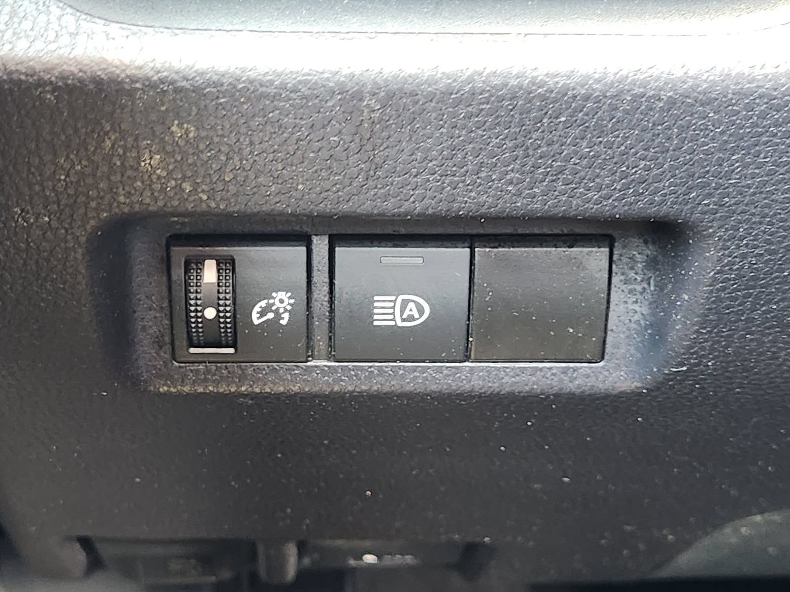 Used 2024 Toyota RAV4 LE FWD image 26