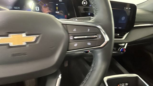 Used 2025 Chevrolet Equinox LT w/ Convenience Package II AWD/4WD image 17