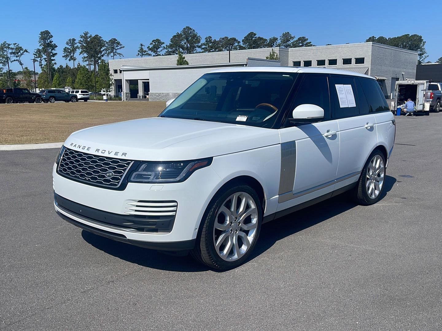 Used 2021 Land Rover Range Rover Westminster Edition AWD/4WD image 3