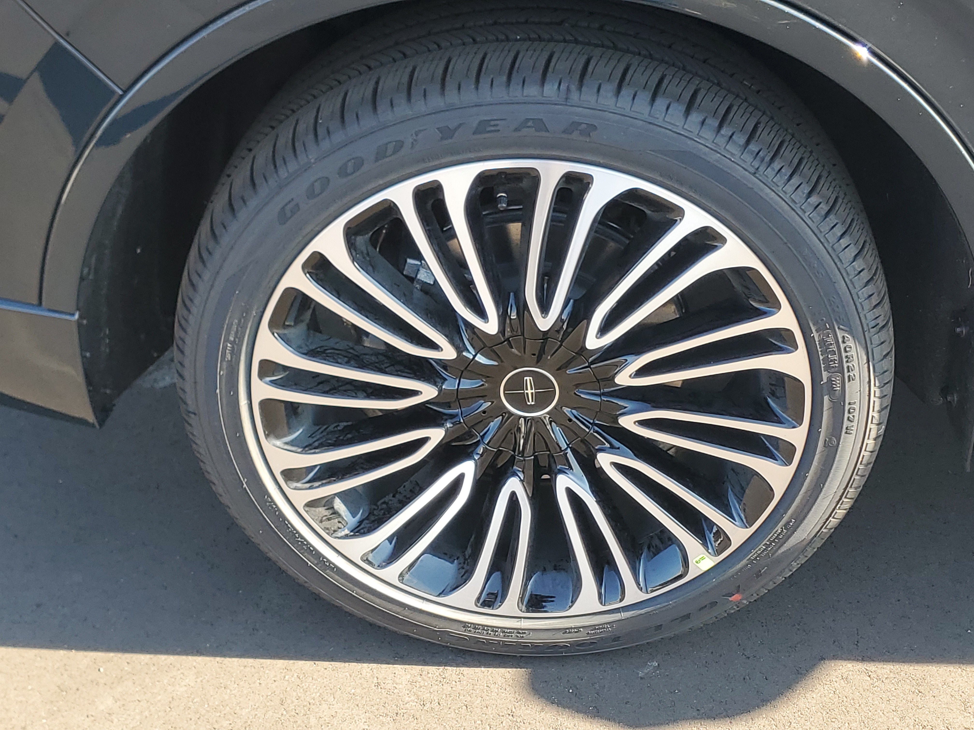 New 2027 Lincoln Aviator Black Label AWD/4WD image 5