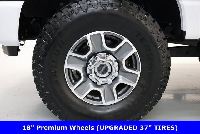 Used 2024 Ford F250 Lariat w/ FX4 Off-Road Package image 38