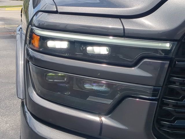 Used 2025 RAM 2500 Limited image 10