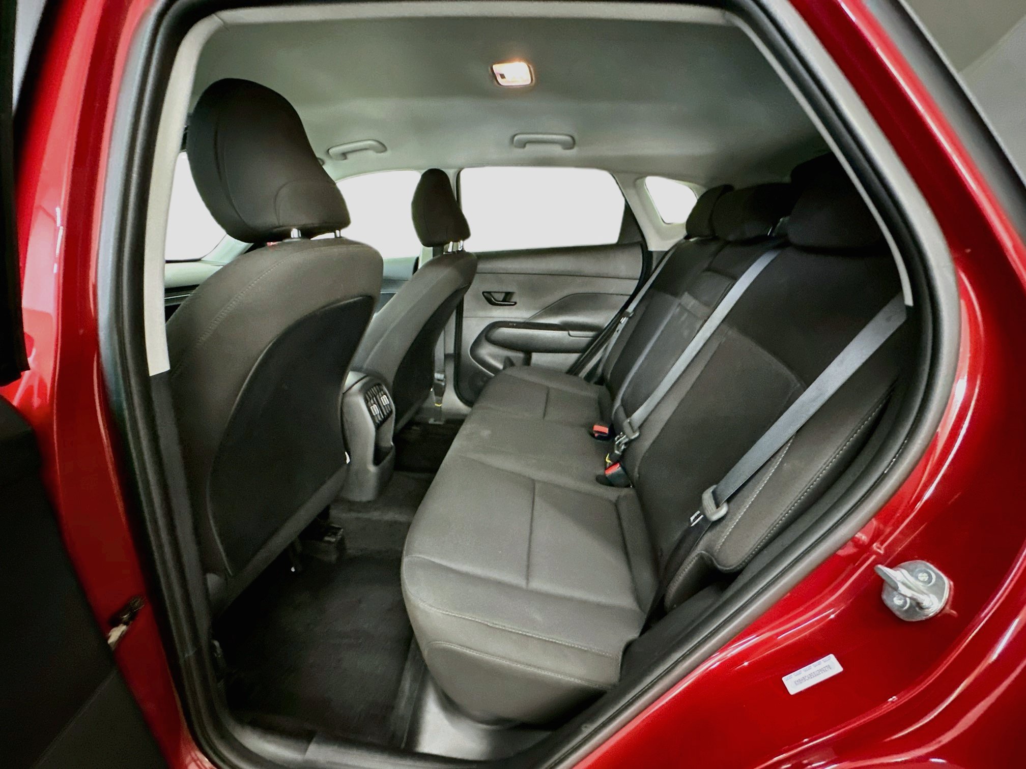 Used 2025 Hyundai Kona SEL AWD/4WD image 29