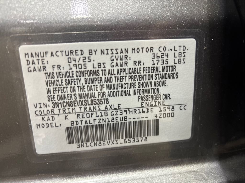 Used 2025 Nissan Versa SV w/ Trunk Package image 16