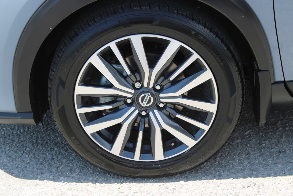Used 2021 Nissan Kicks SV FWD image 8