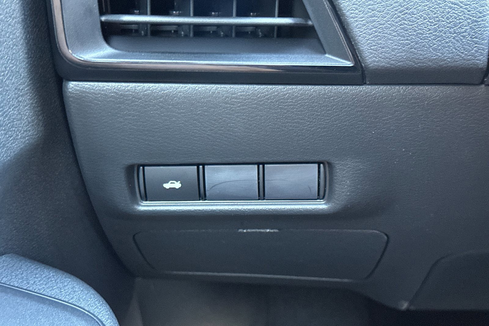New 2027 Nissan Sentra SV FWD image 28