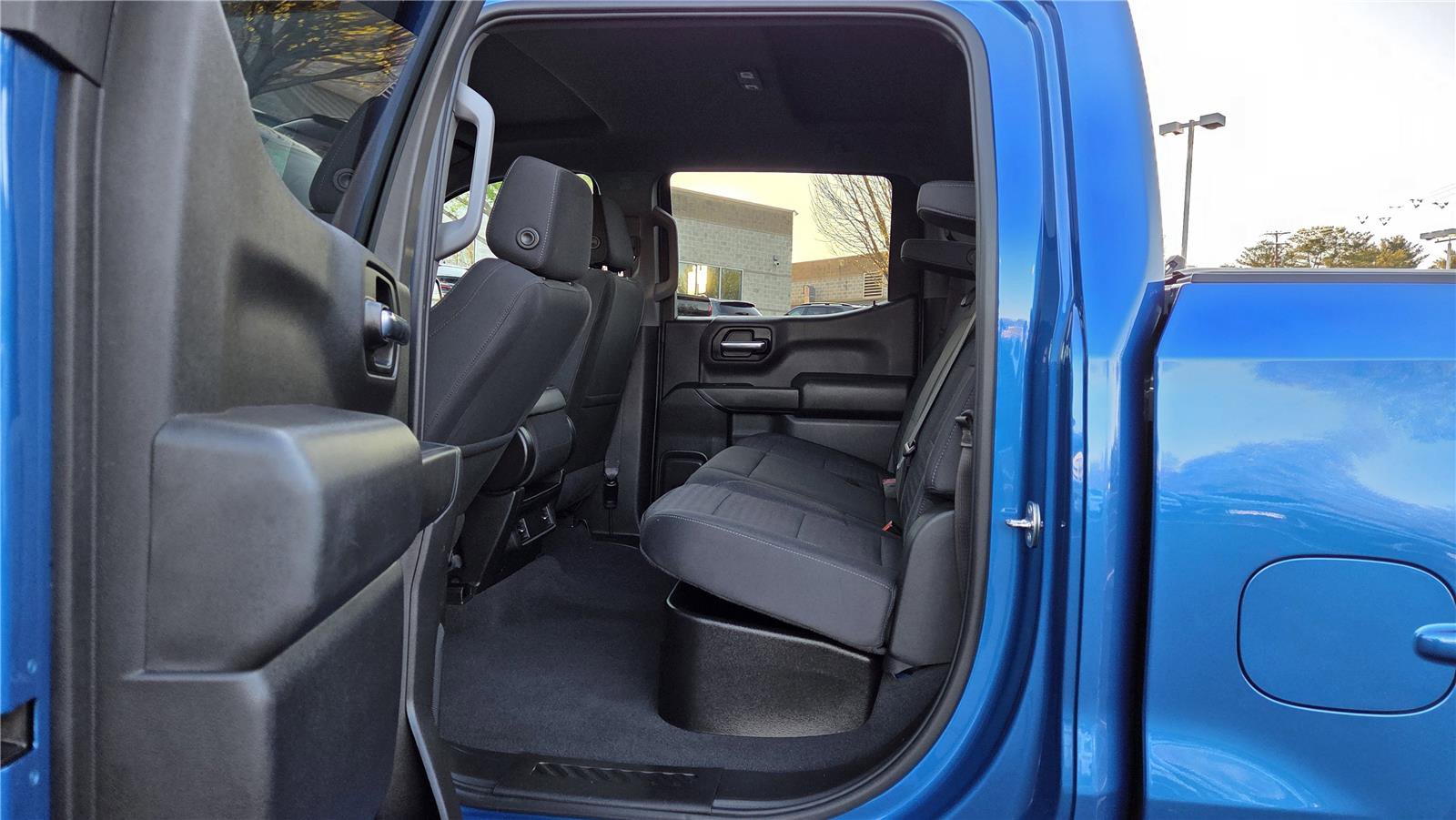 Used 2022 Chevrolet Silverado 1500 Custom Trail Boss AWD/4WD image 24