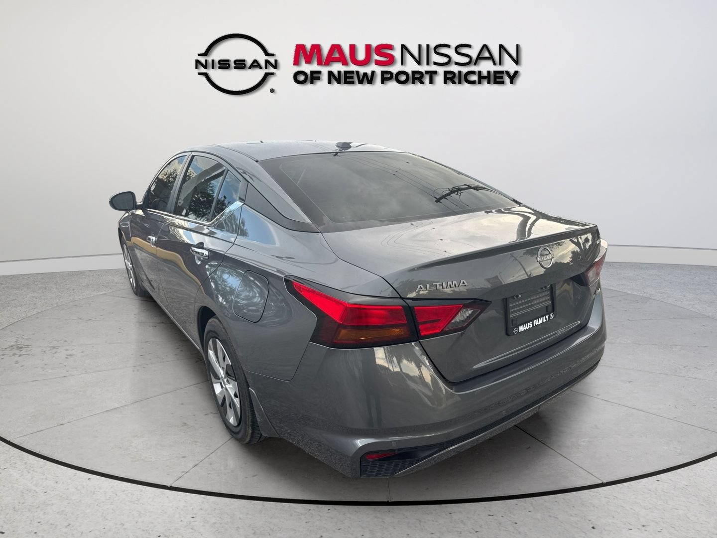 Certified 2025 Nissan Altima 2.5 S FWD image 9