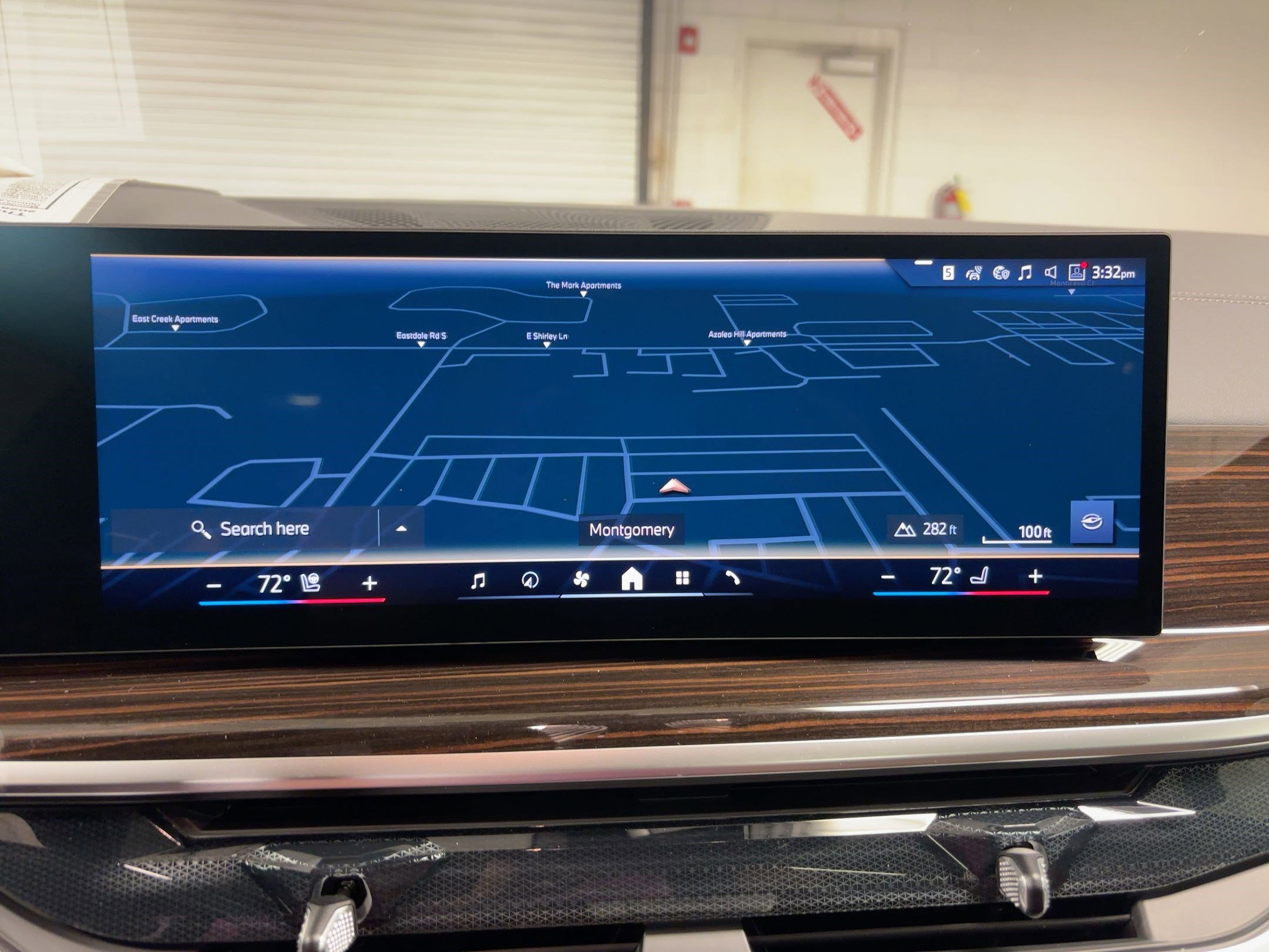 New 2026 BMW X5 sDrive40i w/ M Sport Package image 25