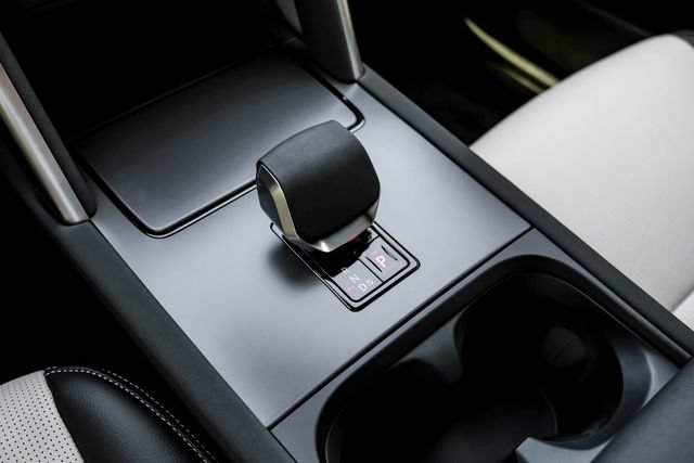 New 2026 Land Rover Discovery Sport Landmark AWD/4WD image 36