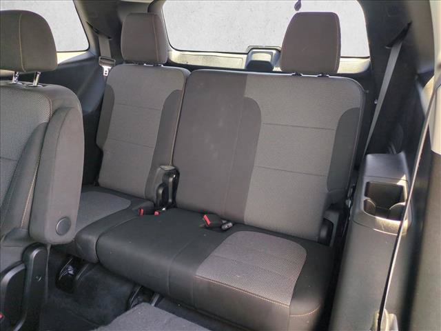 Used 2019 Chevrolet Traverse LT FWD image 19