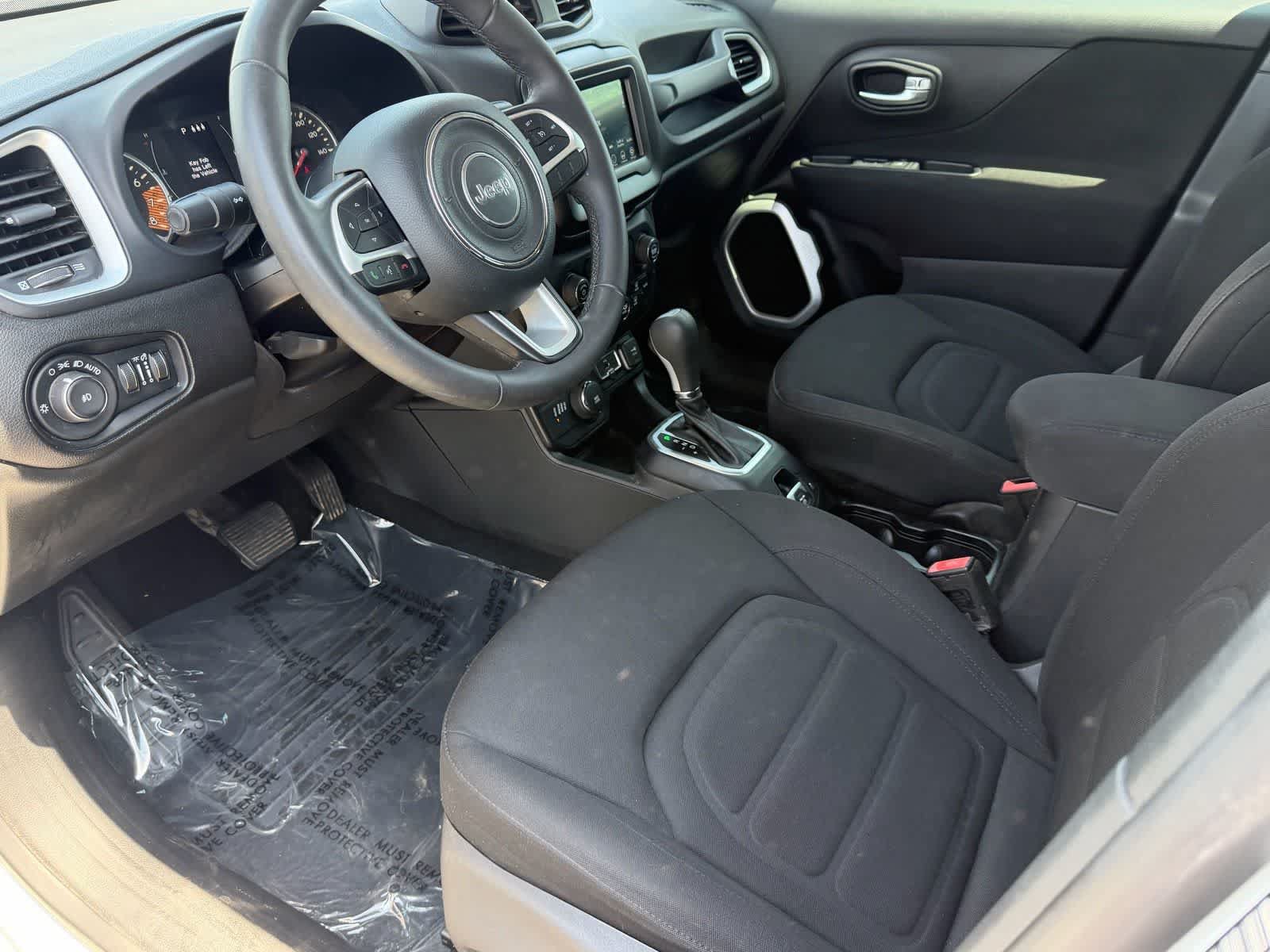 Used 2019 Jeep Renegade Latitude w/ Popular Equipment Group AWD/4WD image 19