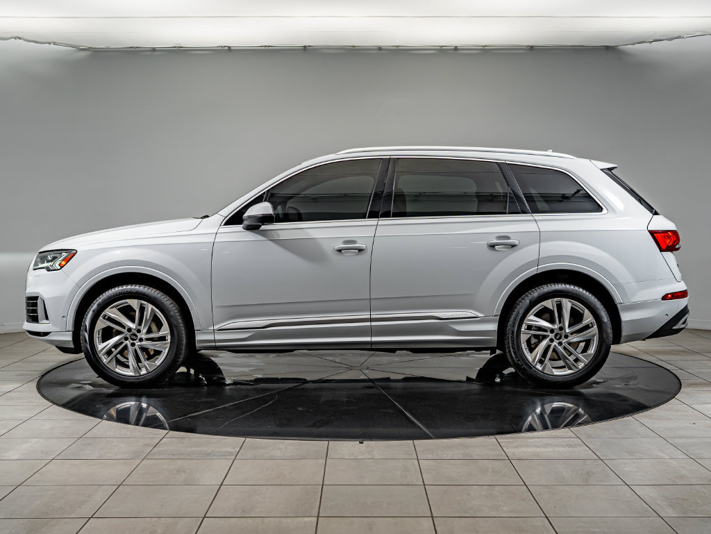 Certified 2023 Audi Q7 3.0T Premium w/ Convenience Package AWD/4WD image 8