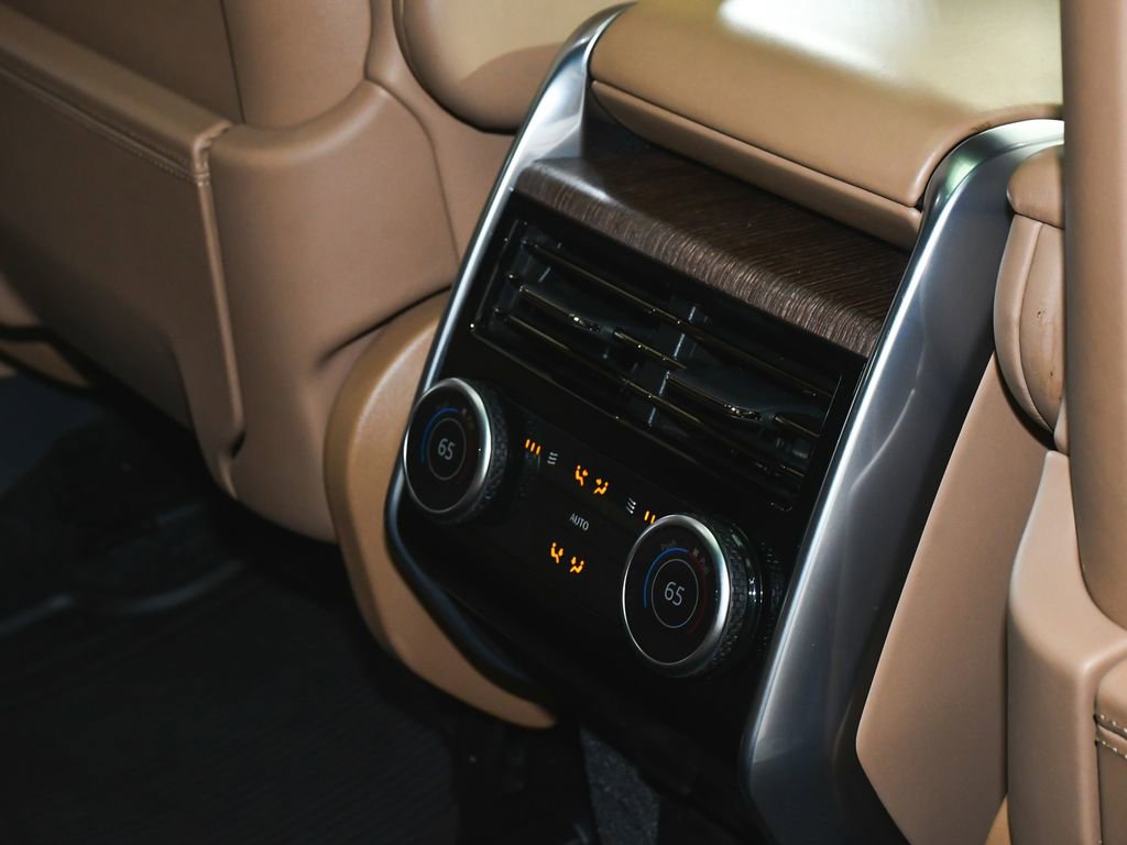 Used 2024 Land Rover Range Rover Autobiography image 62