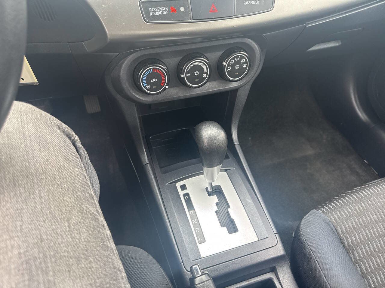 Used 2012 Mitsubishi Lancer ES FWD image 12