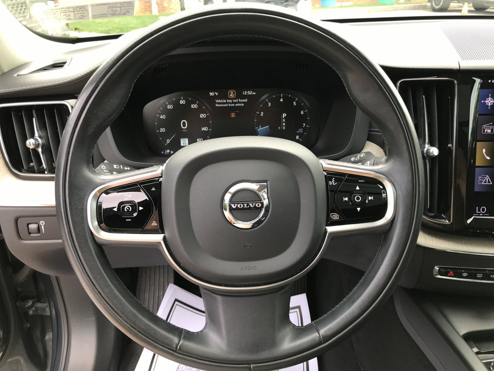 Used 2021 Volvo XC60 T5 Inscription w/ Advanced Package AWD/4WD image 16