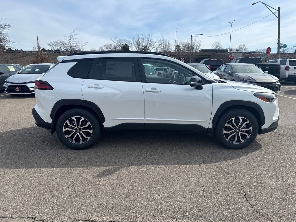 New 2026 Toyota Corolla Cross SE image 8