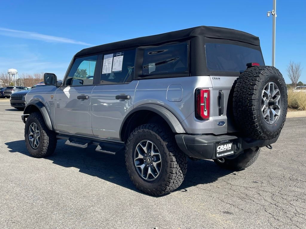 Used 2024 Ford Bronco Badlands image 6