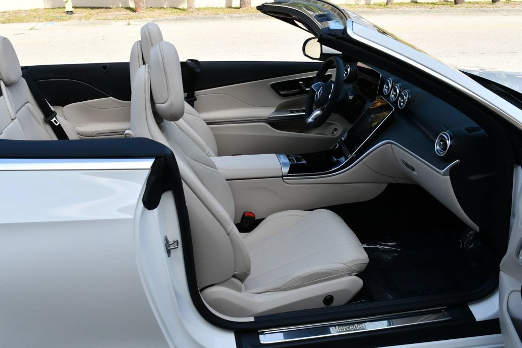 Used 2024 Mercedes-Benz CLE 300 4MATIC Cabriolet image 64
