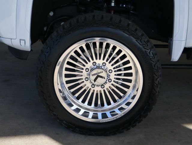 Used 2026 GMC Sierra 2500 Denali w/ Denali Reserve Package image 11