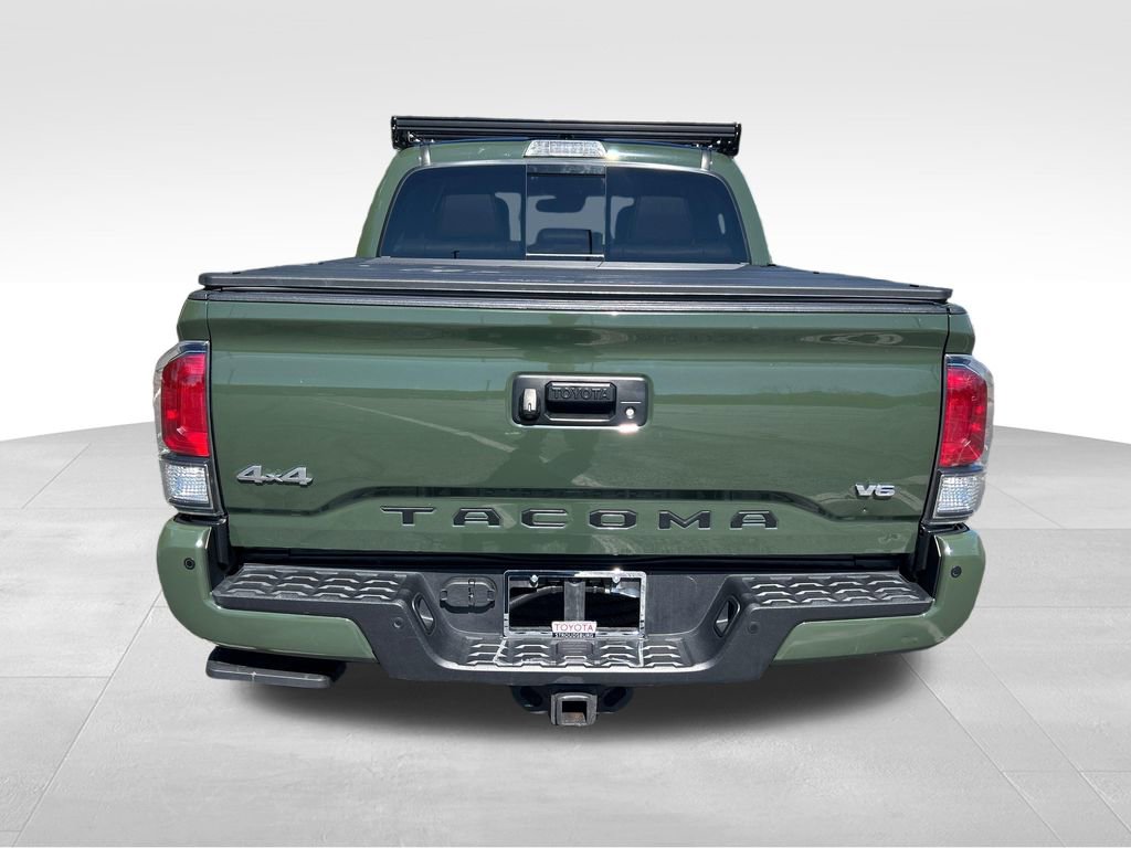 Certified 2022 Toyota Tacoma Limited AWD/4WD image 5