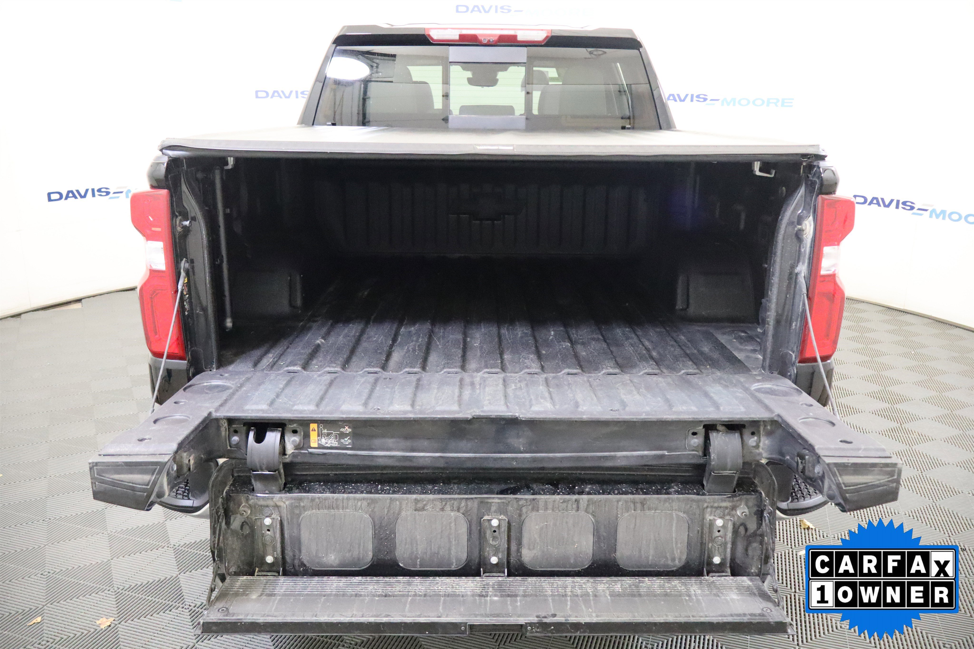 Certified 2024 Chevrolet Silverado 1500 LTZ image 8