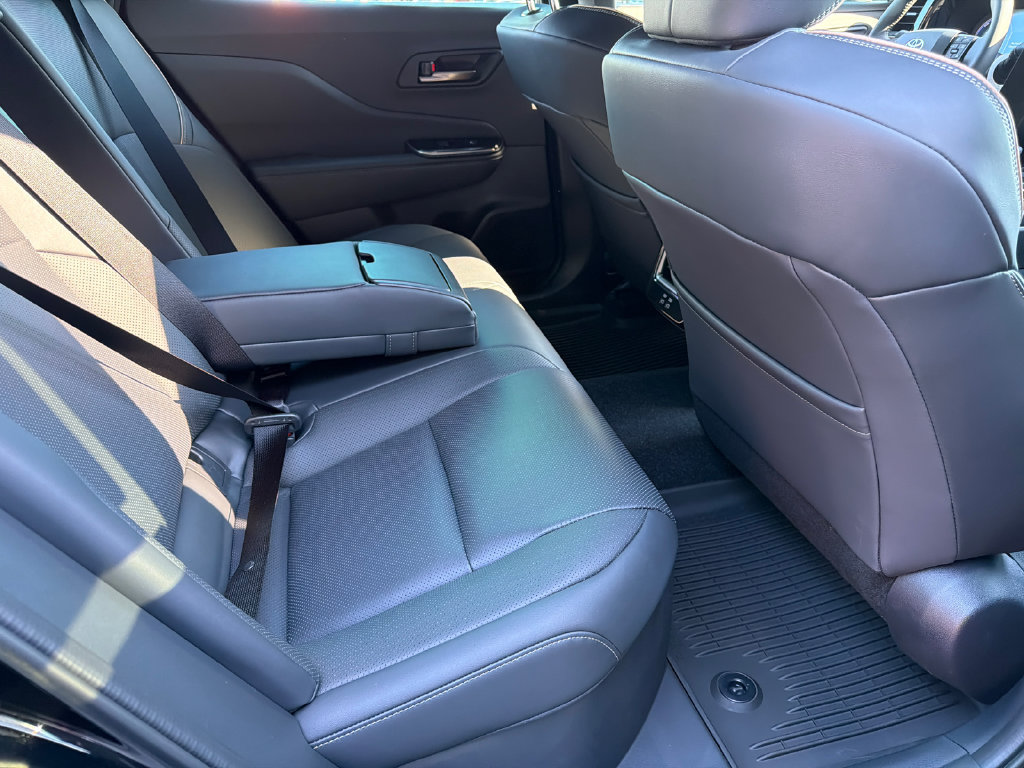 New 2027 Toyota Crown AWD/4WD image 18