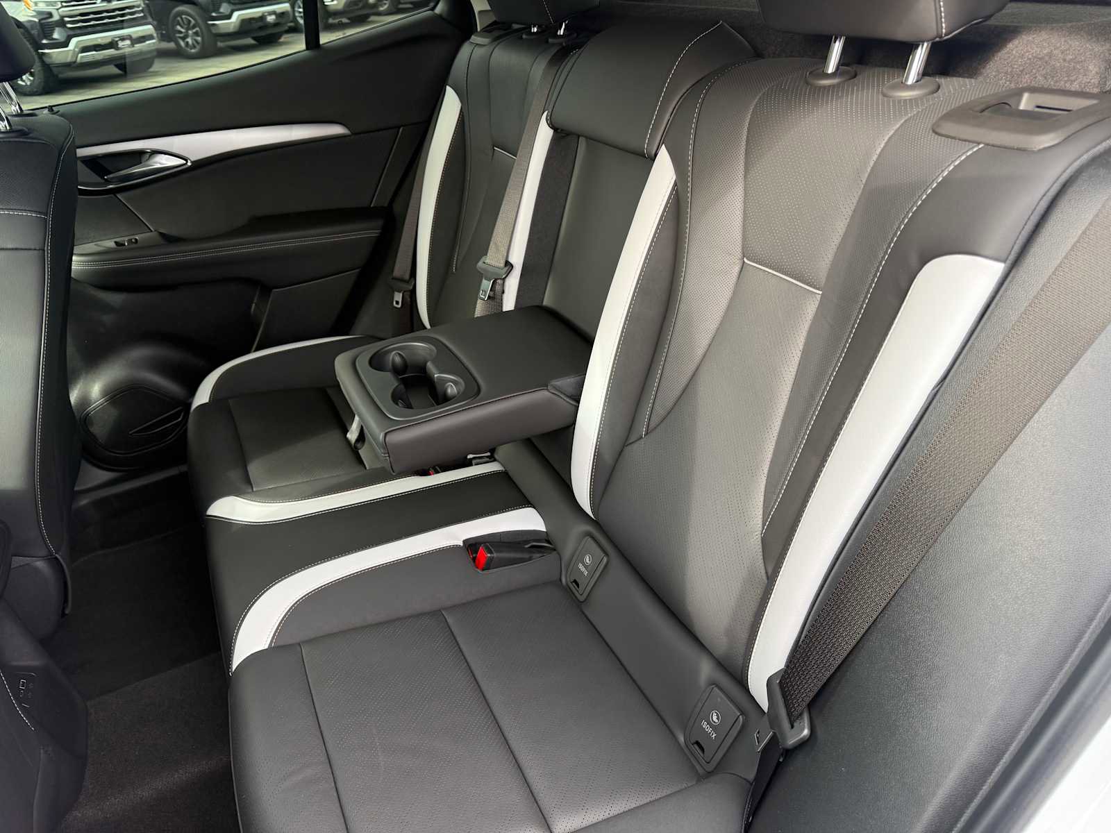 Used 2025 Buick Envision Sport Touring image 31