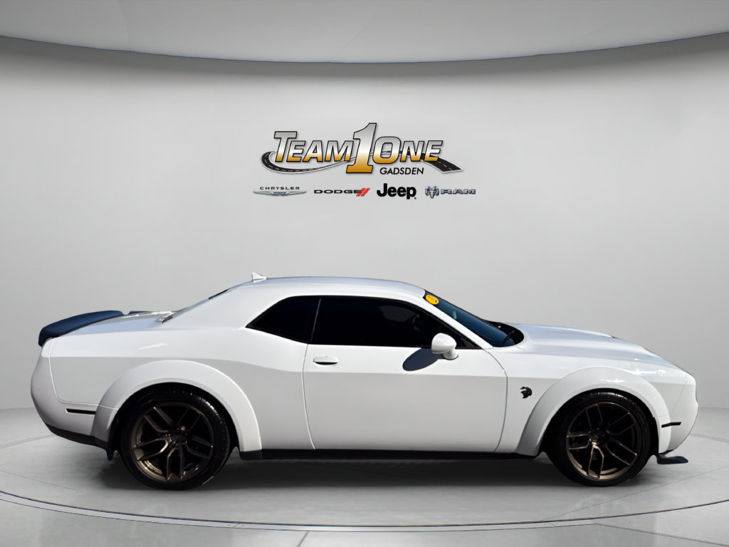 Used 2022 Dodge Challenger SRT Hellcat RWD image 8