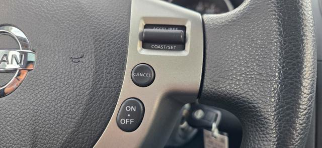 Used 2009 Nissan Rogue SL w/ Moonroof Pkg image 23