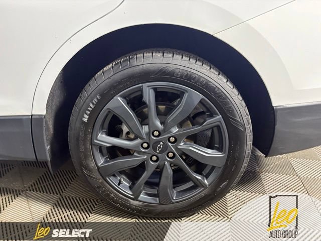 Used 2022 Chevrolet Equinox RS w/ Infotainment Package AWD/4WD image 22