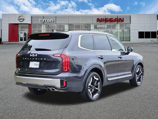 Used 2025 Kia Telluride S FWD image 4