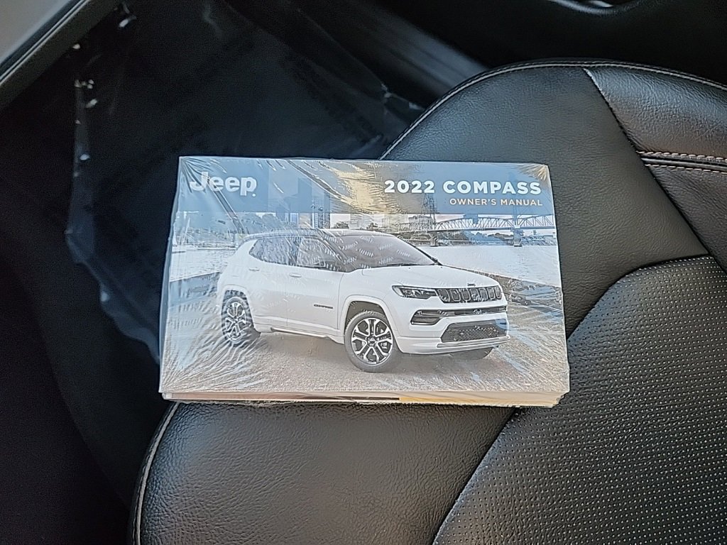 Certified 2022 Jeep Compass Limited image 20