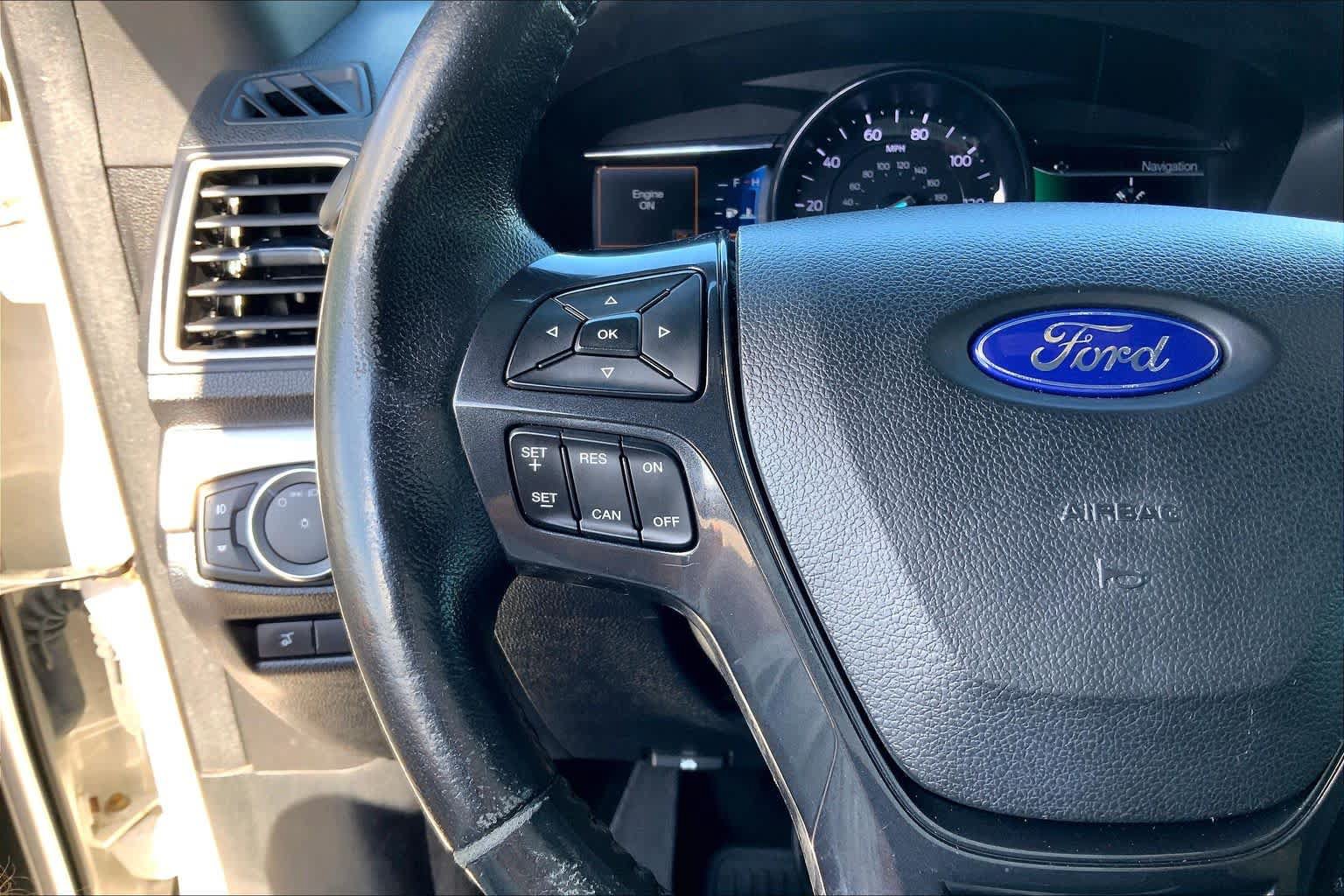 Used 2017 Ford Explorer XLT w/ Equipment Group 202A FWD image 24