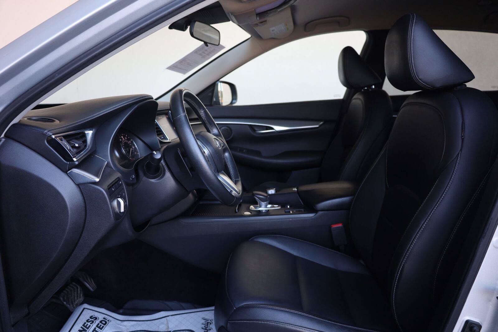 Used 2021 INFINITI QX50 Pure FWD image 16