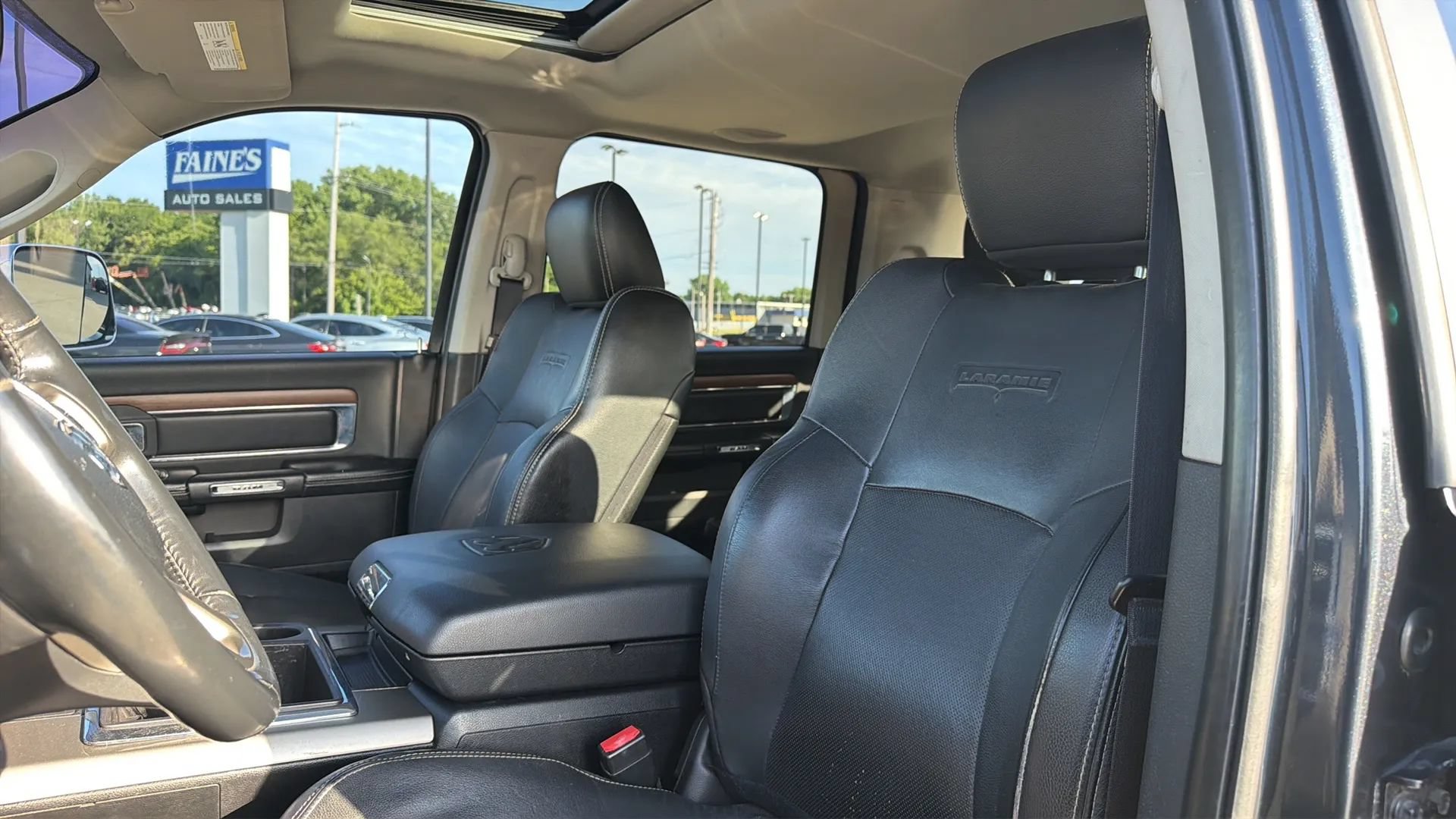 Used 2013 RAM 3500 Laramie AWD/4WD image 90