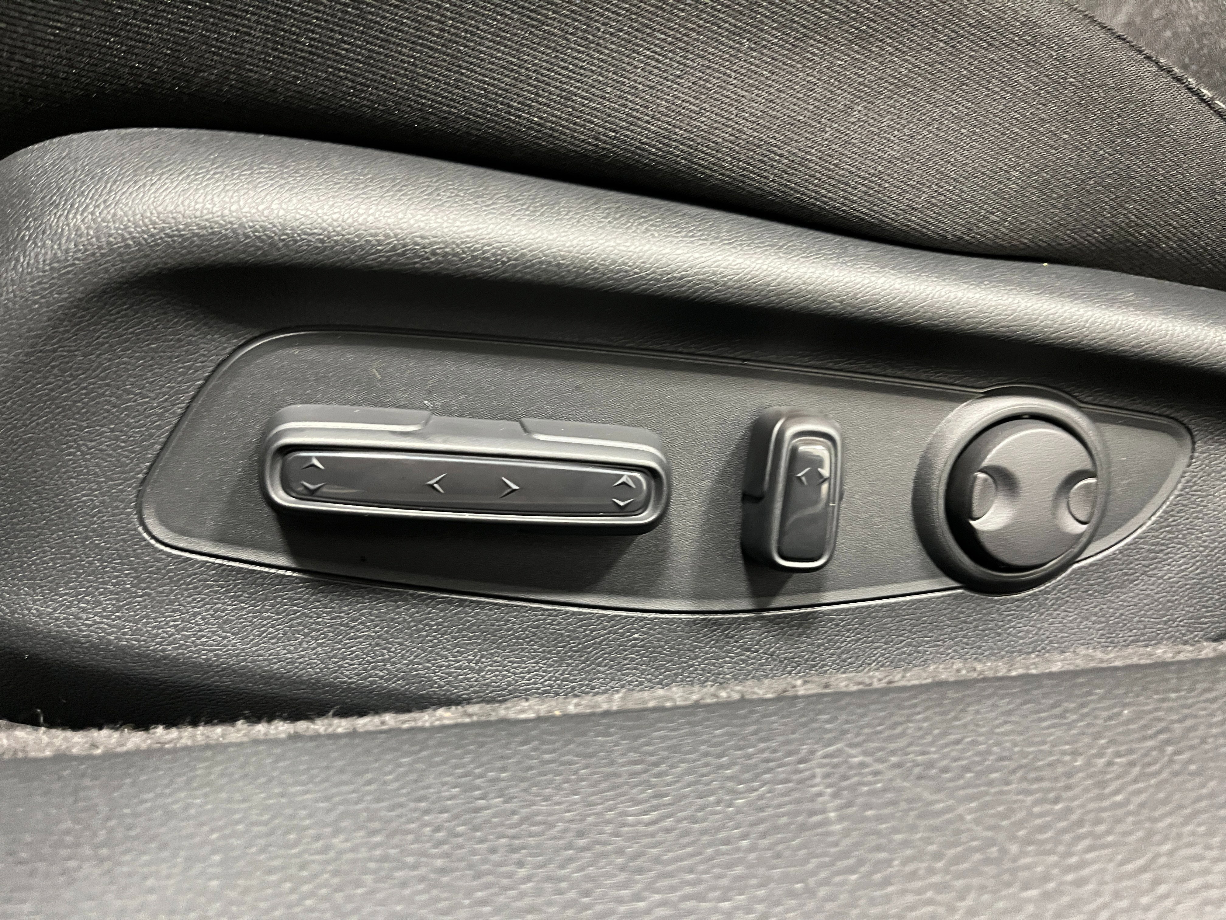 New 2025 Honda Accord SE image 13