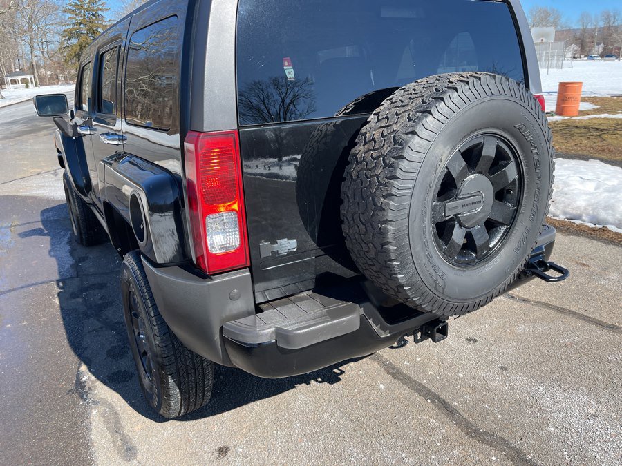 Used 2008 HUMMER H3 Luxury w/ Chrome Appearance Package image 30