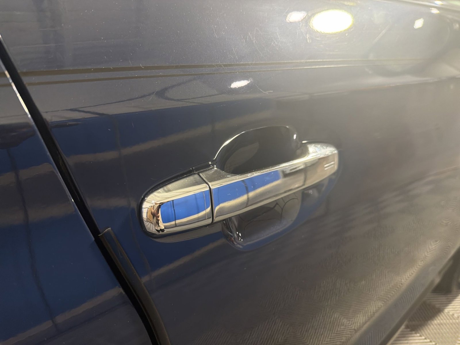 Used 2023 Subaru Ascent Touring AWD/4WD image 15