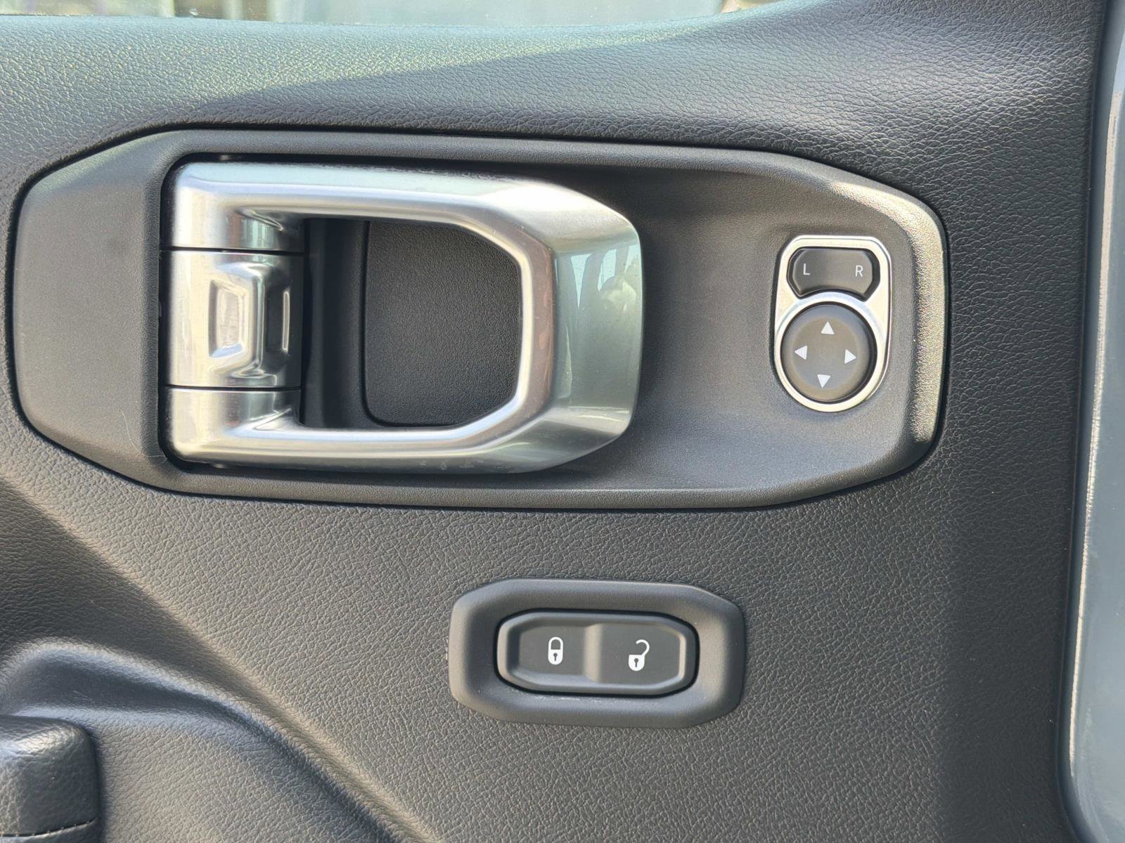 Used 2025 Jeep Wrangler Unlimited Sport S 4xe AWD/4WD image 19