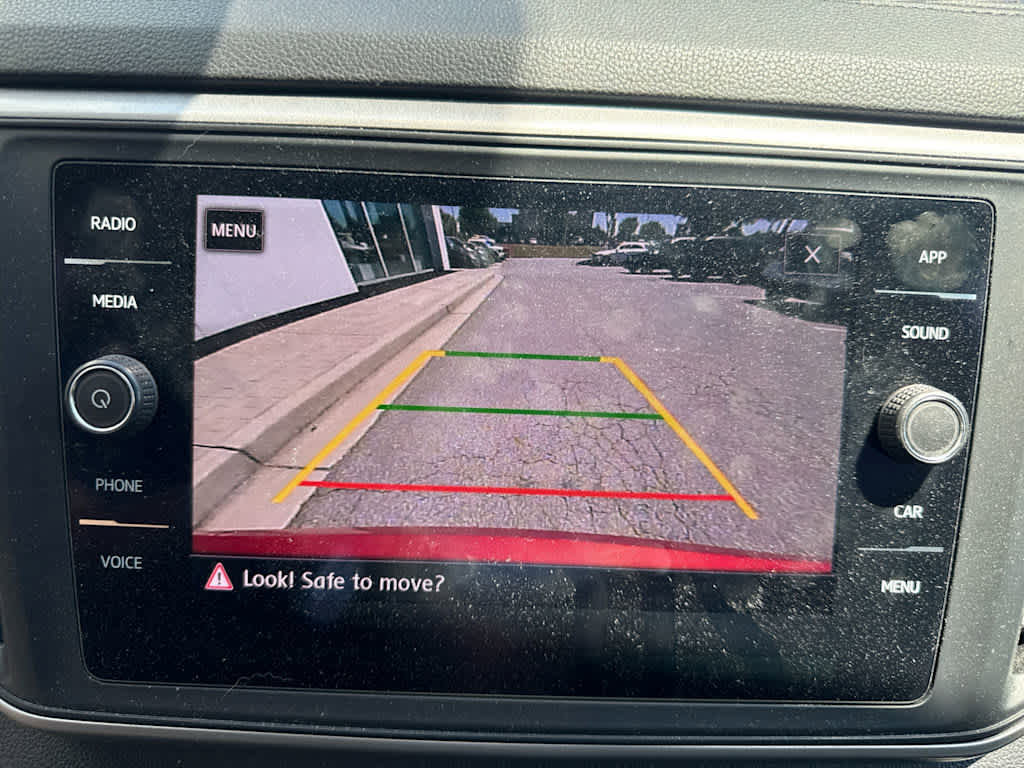 Used 2021 Volkswagen Atlas SE w/ Panoramic Sunroof Package image 12