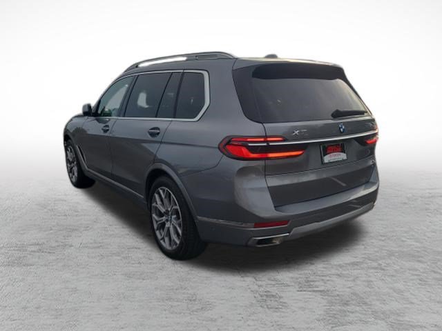 Used 2024 BMW X7 xDrive40i w/ Premium Package AWD/4WD image 5