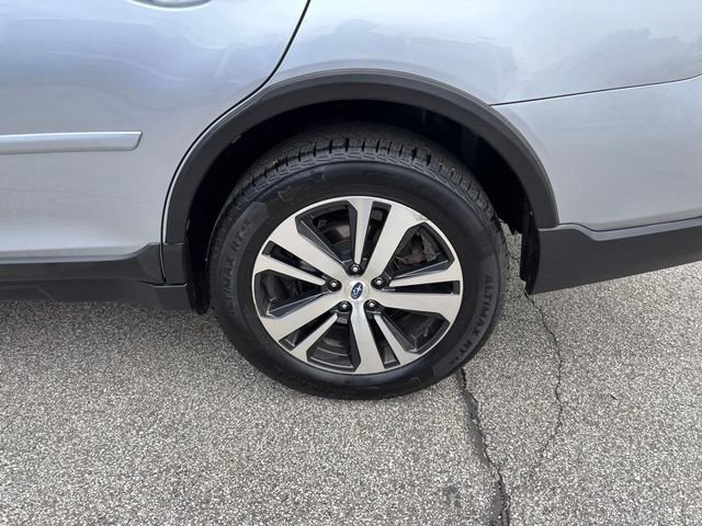 Used 2019 Subaru Outback 3.6R Limited AWD/4WD image 33
